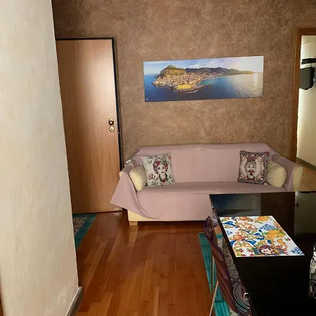 Mela's House Apartment *